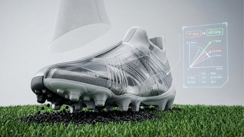 cach-chon-giay-da-bong-san-co-nhan-tao-phu-hop